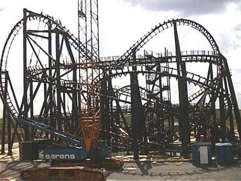 Rock n Roller Coaster construction