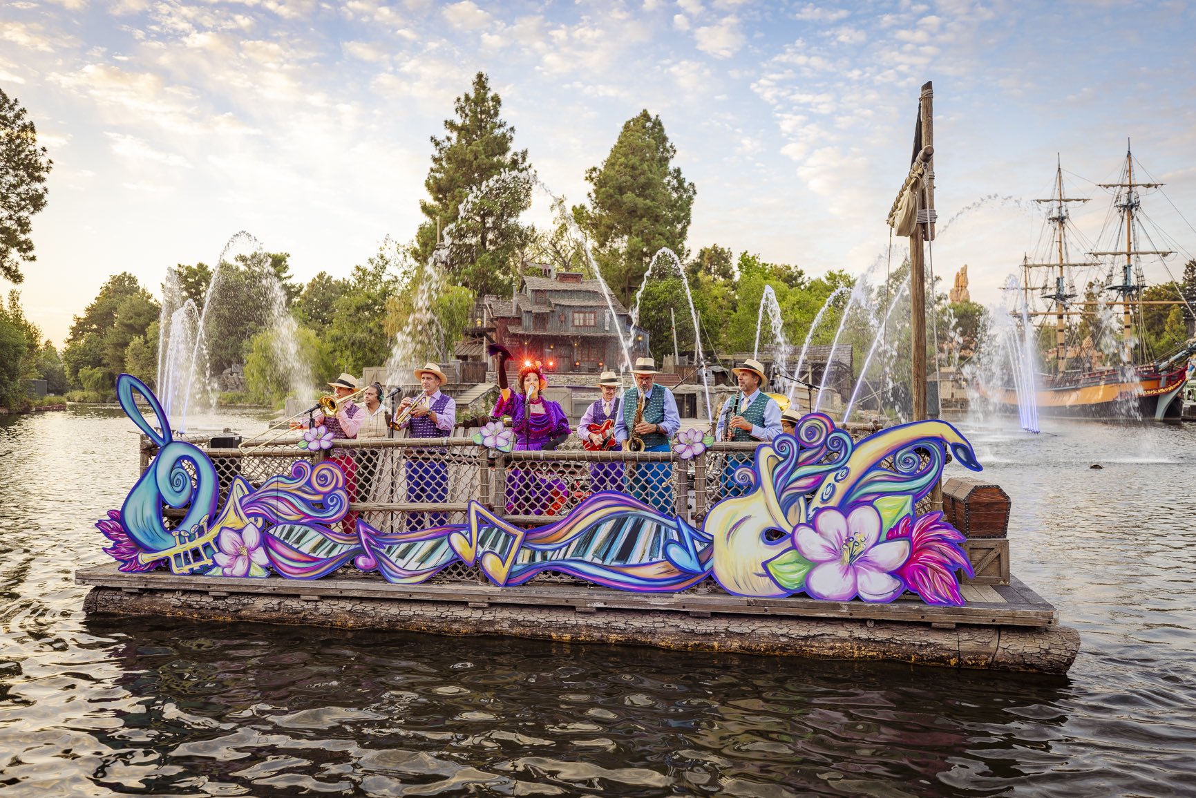 The Heartbeat of New Orleans – A Living Mural, Disneyland