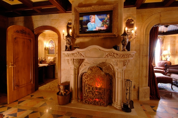 Castle suite fireplace