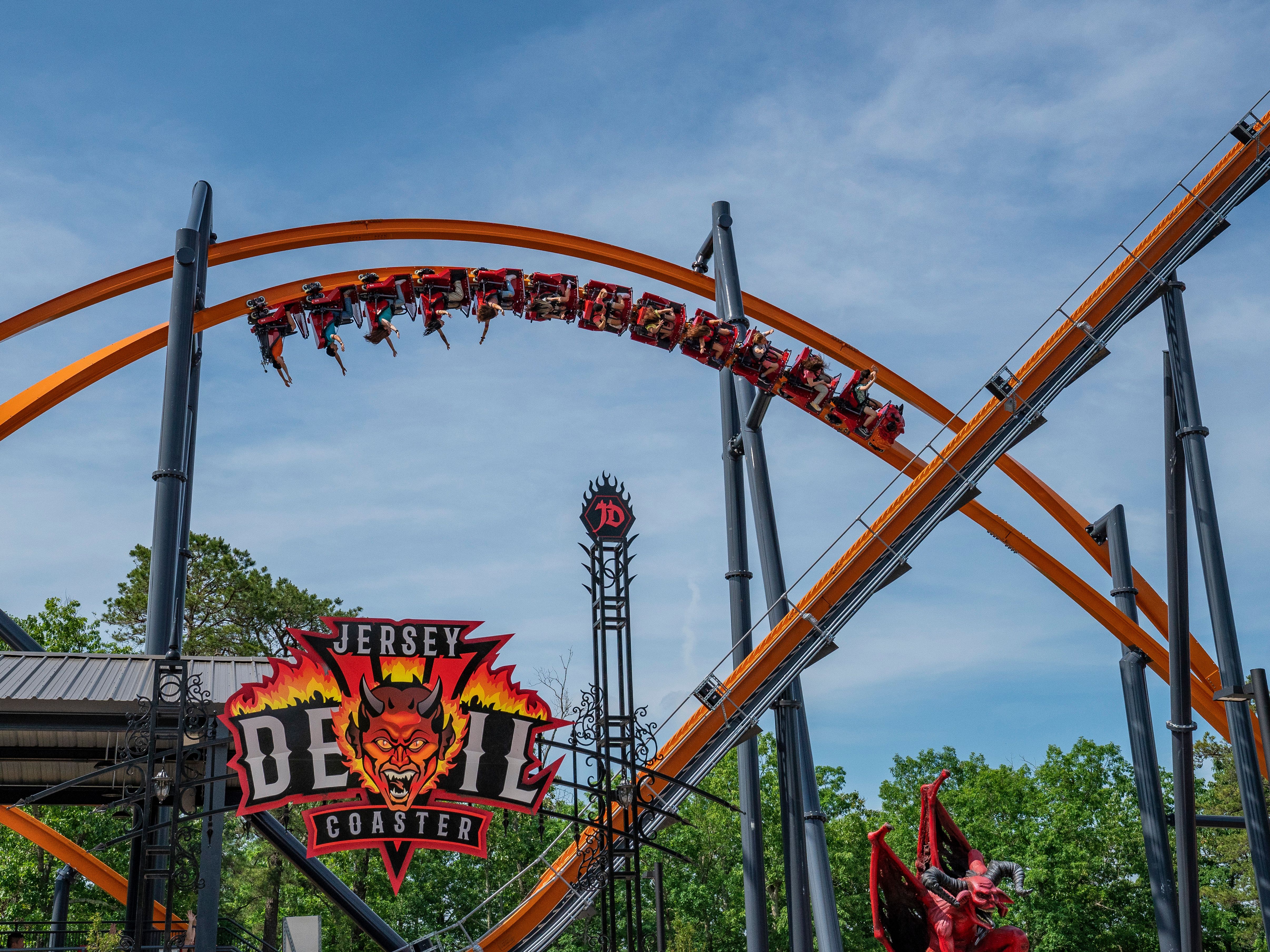 Jersey Devil Coaster, Six Flags Great Adventure] review in