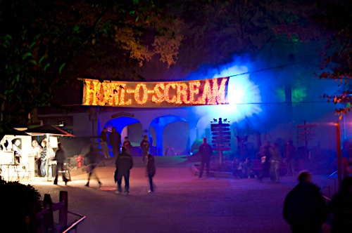 Video The Scare Is Everywhere At Busch Gardens Williamsburg S
