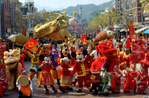 Hong Kong Disneyland opening