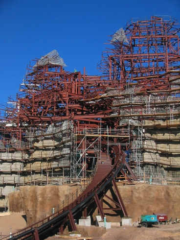 Expedition Everest construction (4)