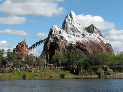 Expedition Everest. Image © Wikimedia Commons.