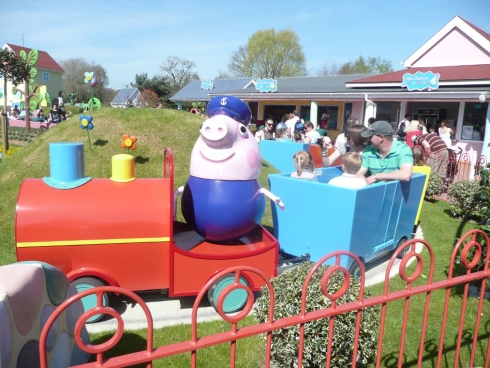 Grandpa Pig's Little Train