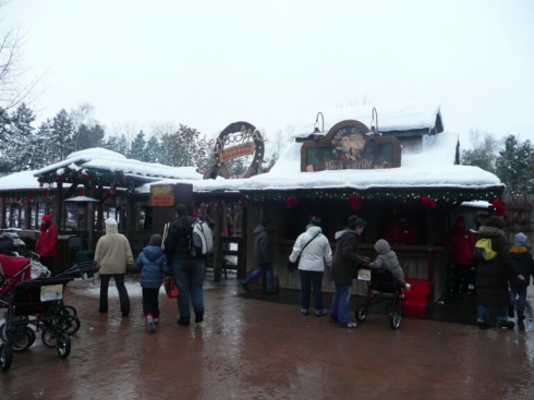 Santa's Village entrance