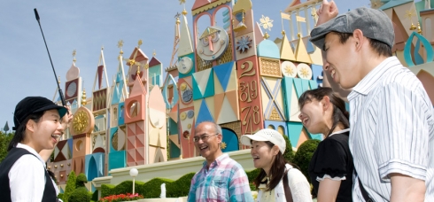 Tokyo Disneyland tour