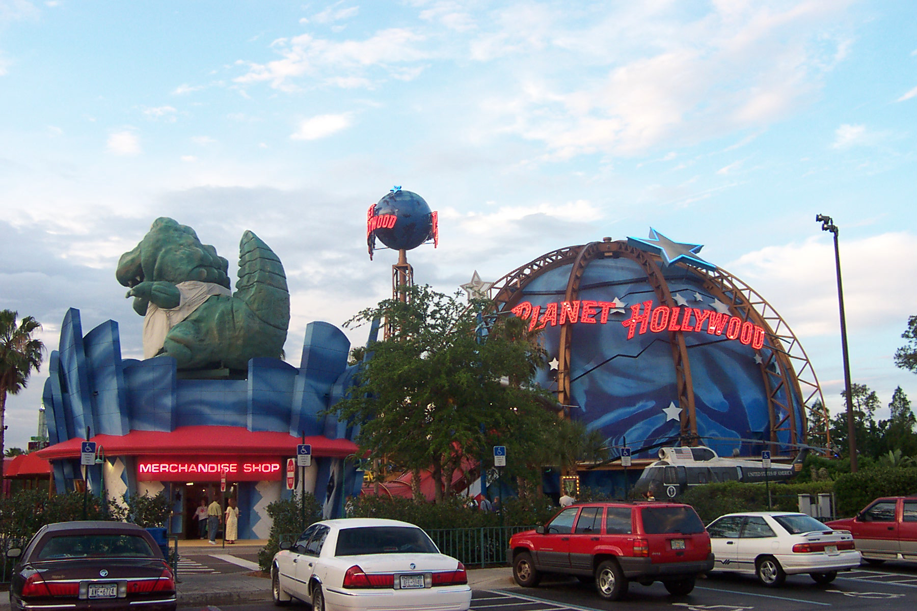 Planet Hollywood Orlando from the parking lot
