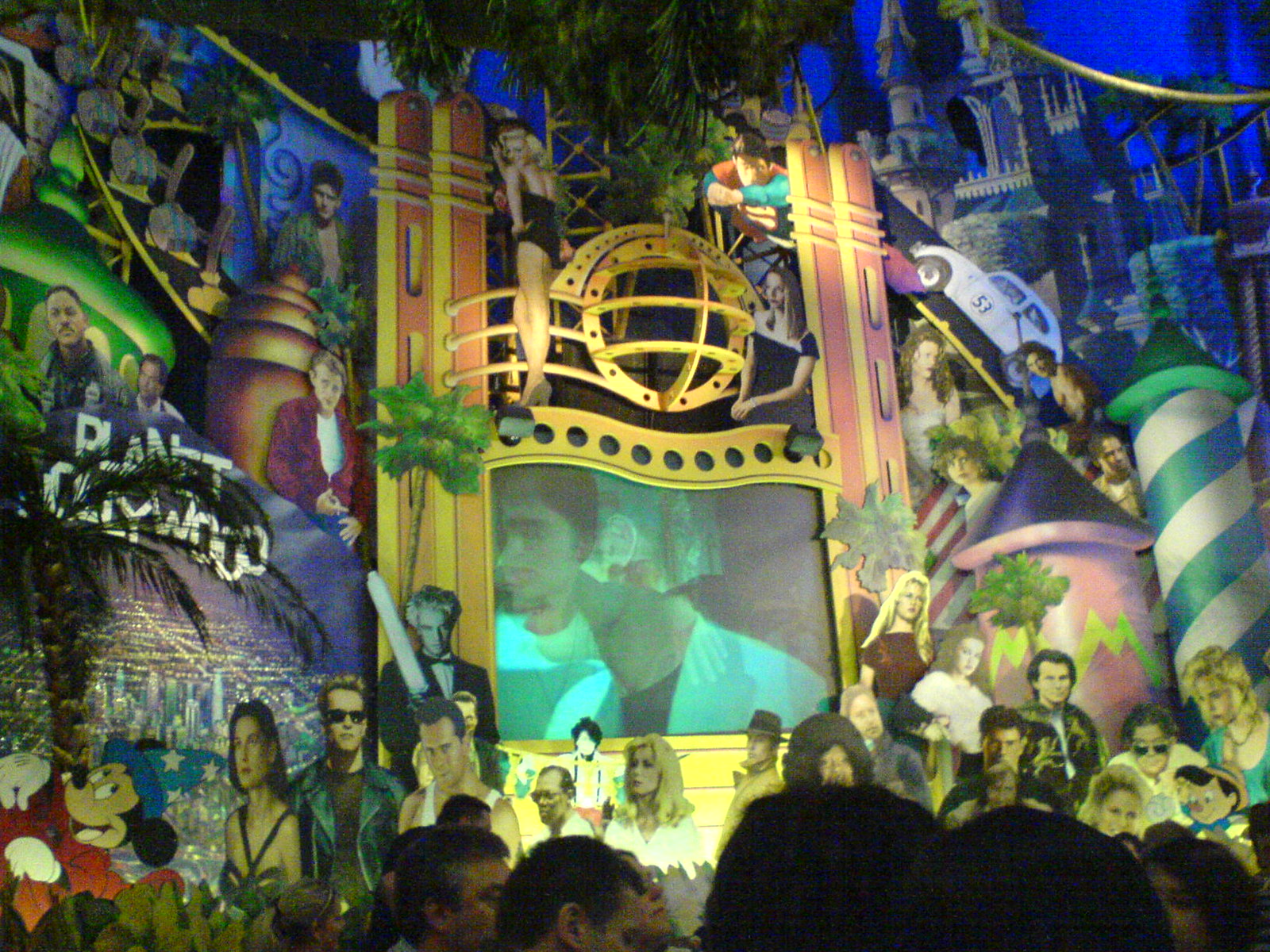Video wall at Planet Hollywood Paris