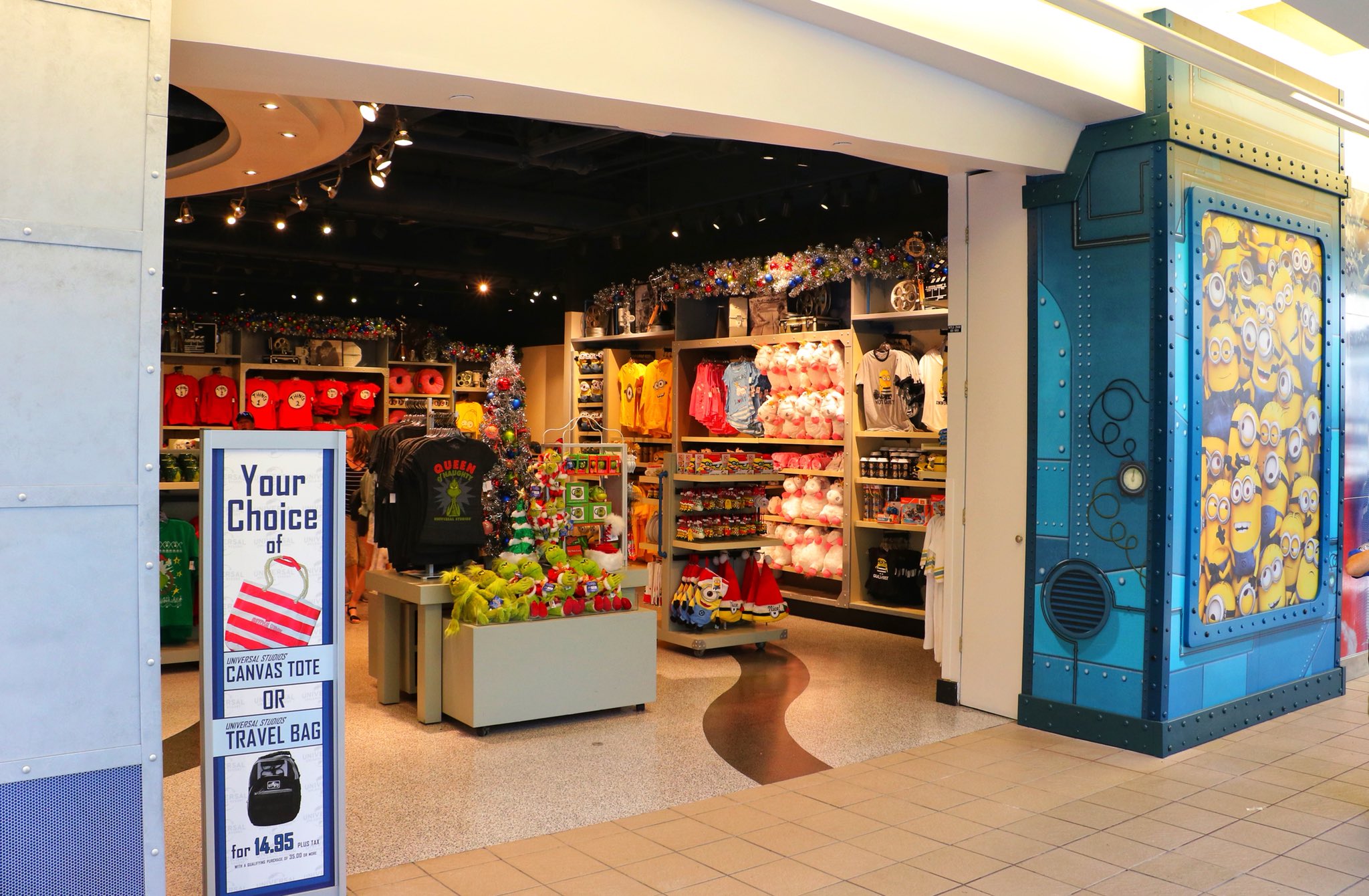 Universal Orlando Airport Store