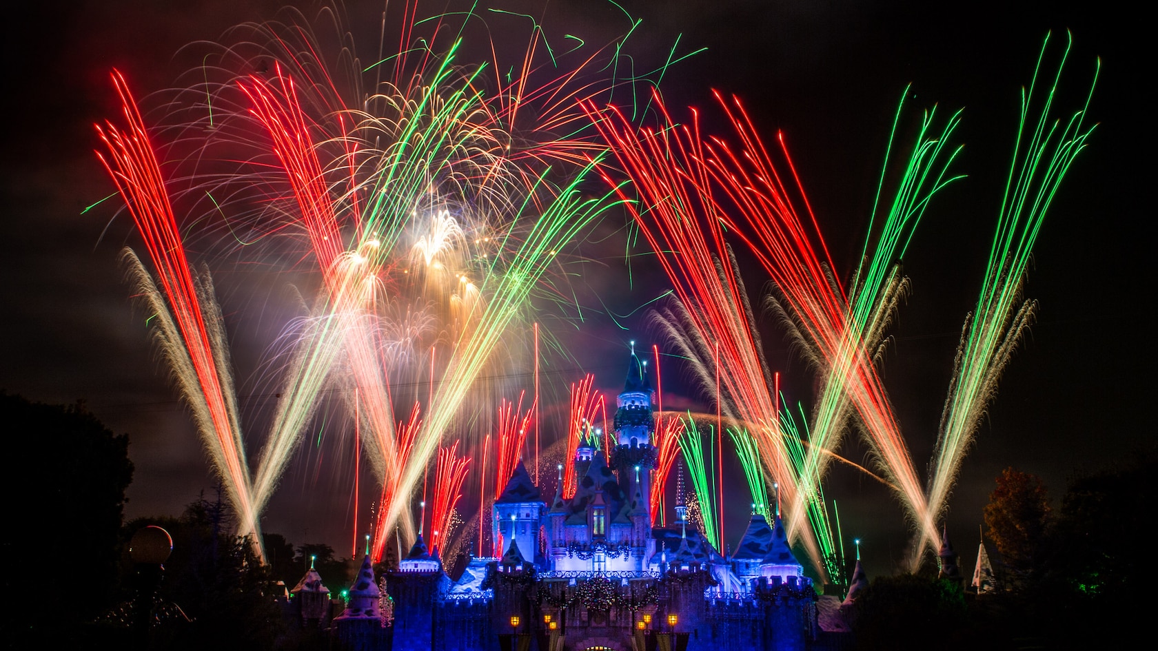 Disneyland Fireworks, Disney