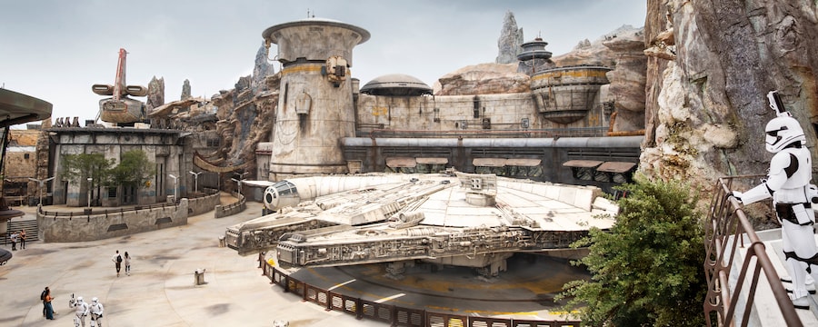 Star Wars Galaxy's Edge at Walt Disney World's Hollywood Studios