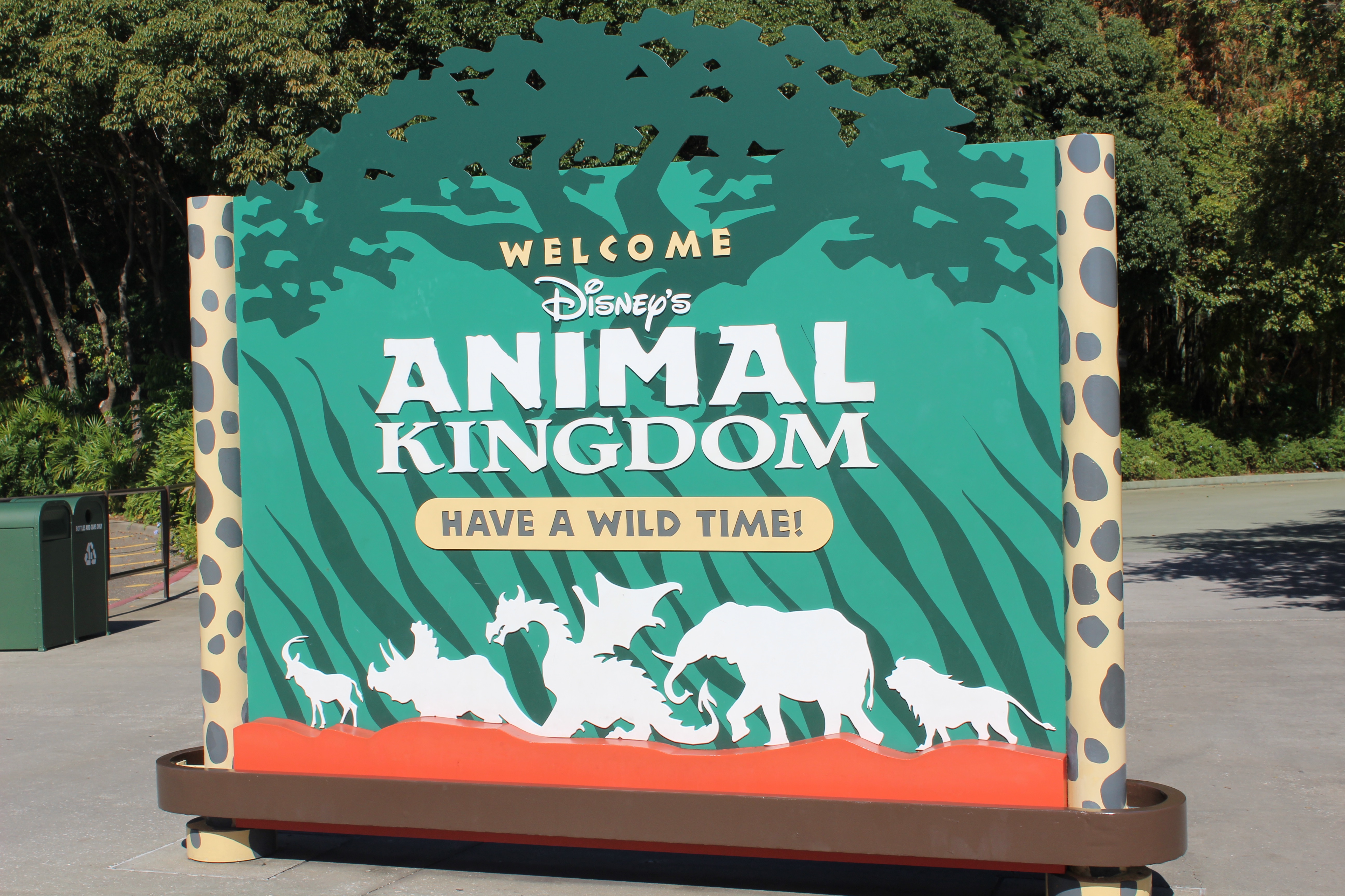 animal kingdom sign