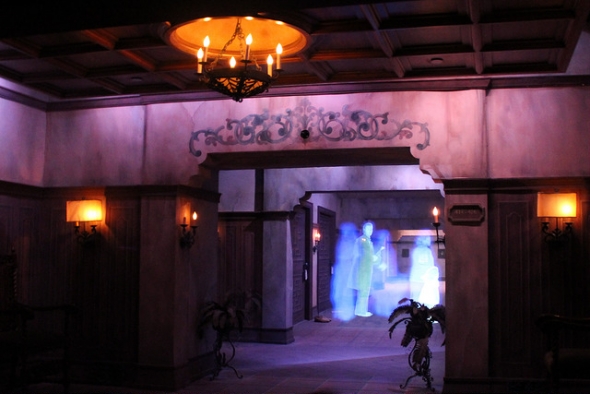 Ghost hall in Tower of Terror