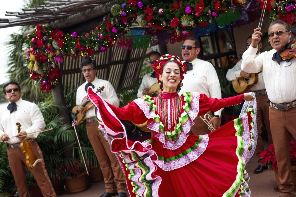Holiday dancer at Mexico pavilion
