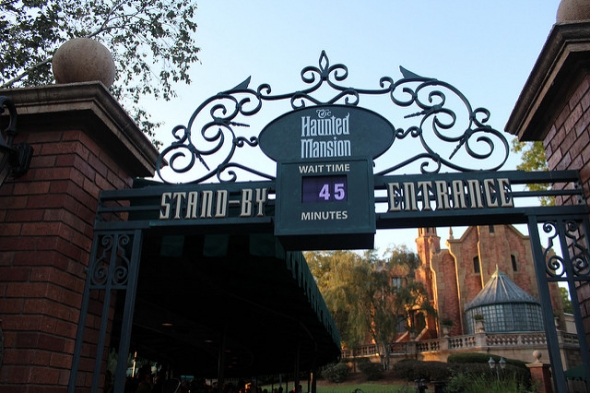 Haunted Mansion wait time