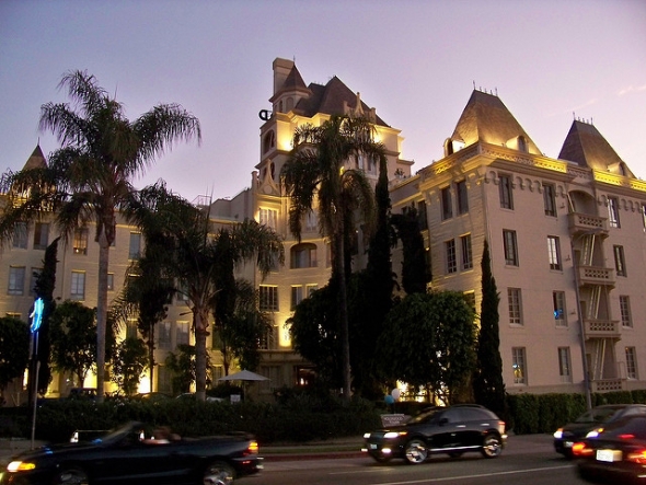 Hollywood Tower Apartments