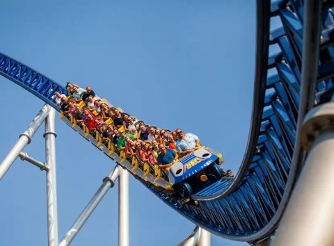 MILLENNIUM FORCE: The In-Depth Story of Cedar Point's Gigacoaster Icon ...